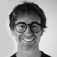 HÉCTOR SERRANO - DOCENTE ESDESIGN HÉCTOR SERRANO - DOCENTE ESDESIGN