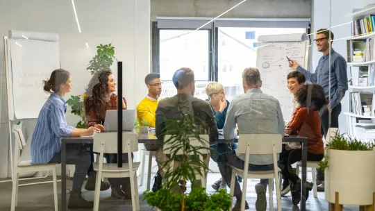 brief creativo ESDESIGN - HEADER brief creativo ESDESIGN - HEADER